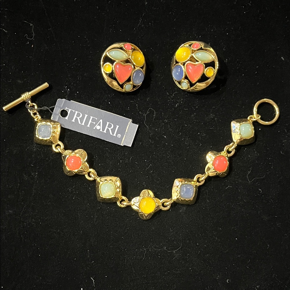 1636 * Trifari 1980’s Jelly Belly Fruit Salad Bracelet and Earrings Set - Picture 1 of 12